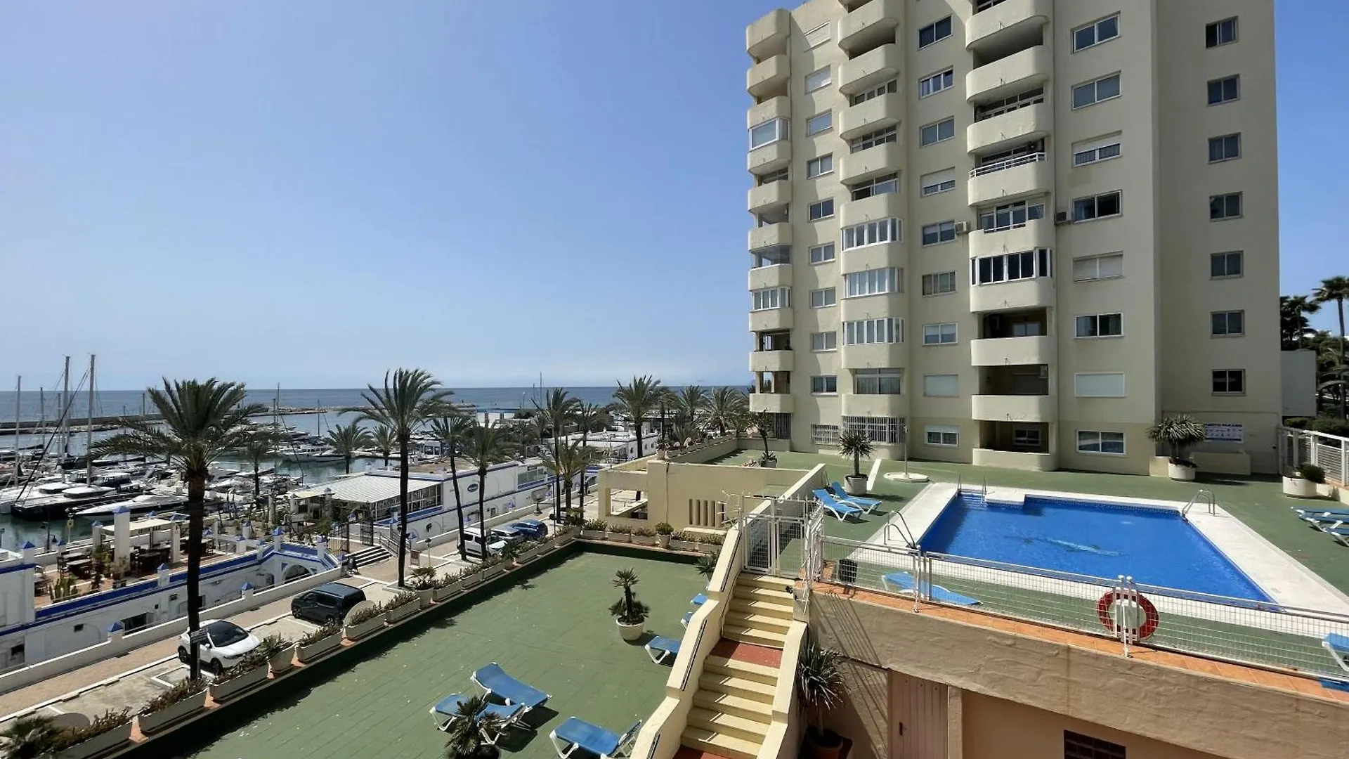 Intermobiliaria Rentals - Puerto Paraiso 42D Estepona