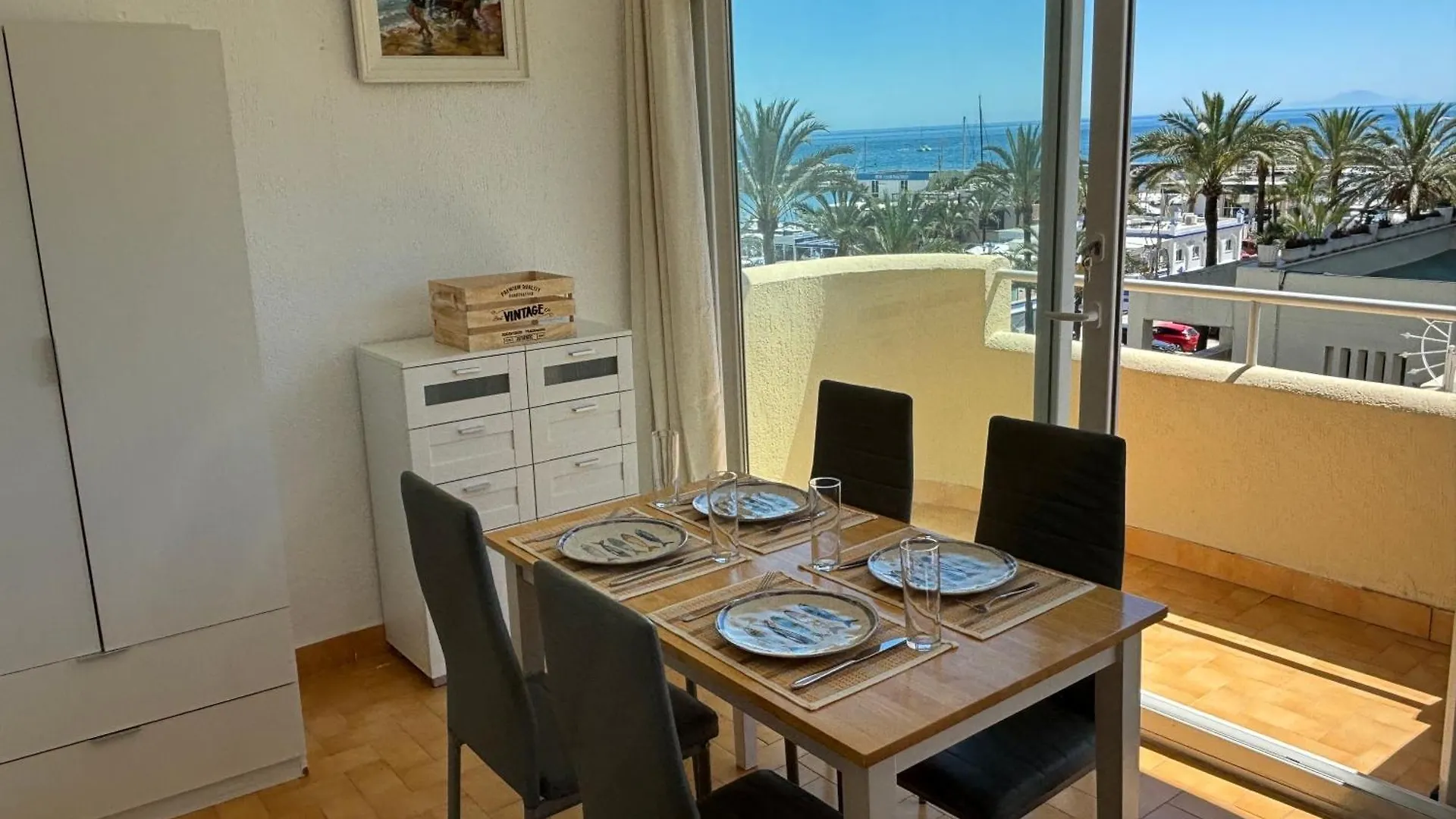 Apartment Intermobiliaria Rentals - Puerto Paraiso 42D Estepona Spain